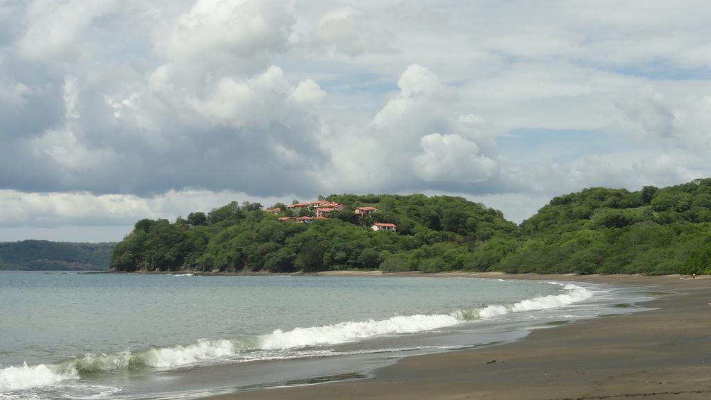 Hotel Colono Beach Coco Bagian luar foto