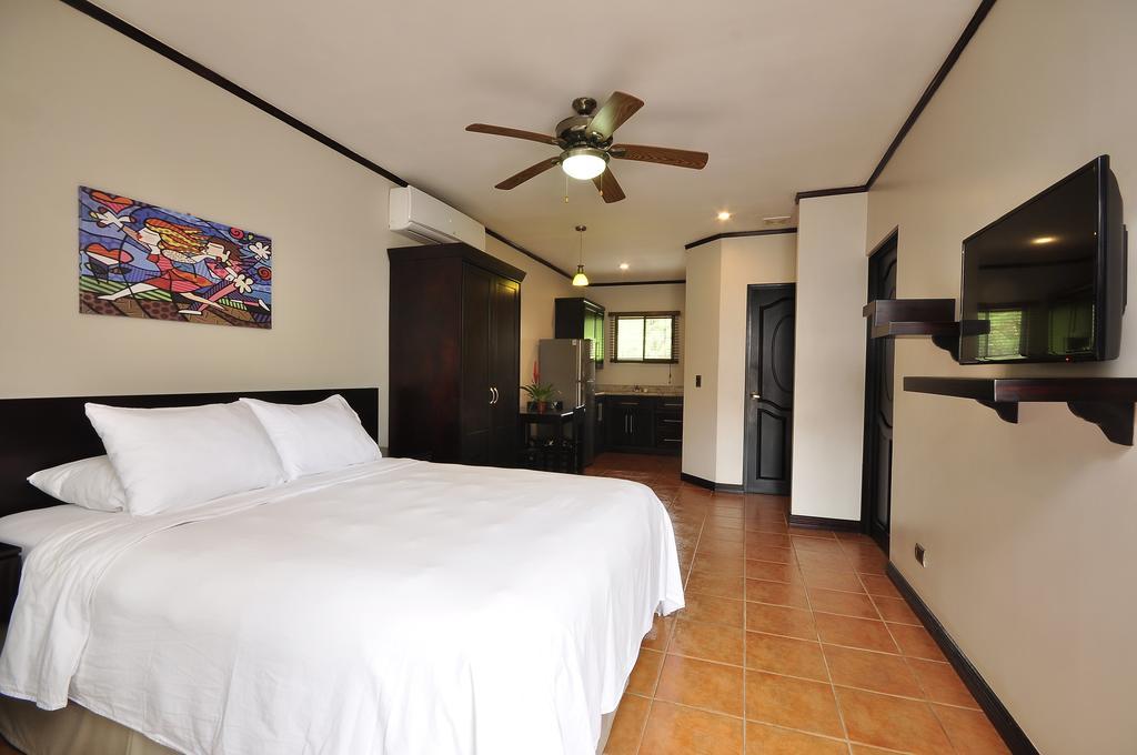 Hotel Colono Beach Coco Bagian luar foto