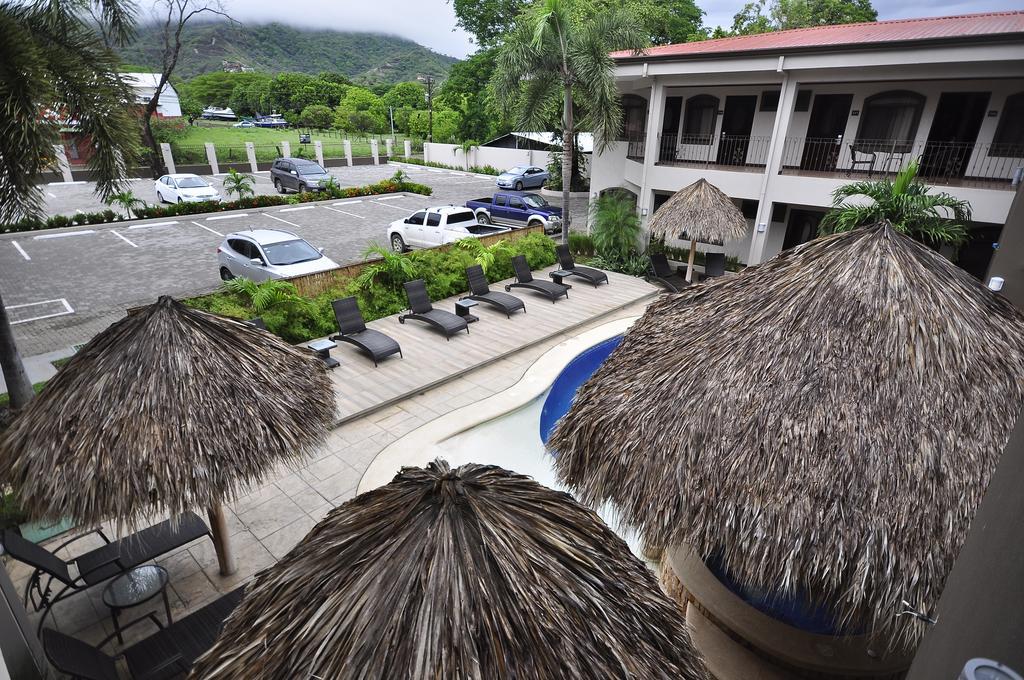 Hotel Colono Beach Coco Bagian luar foto