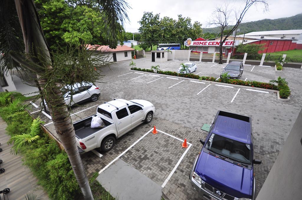Hotel Colono Beach Coco Bagian luar foto